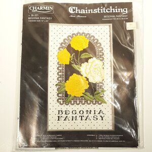 Charmin Chainstitching Kit Begonia Fantasy Pattern 35-221 12" X 20" Includes Sil